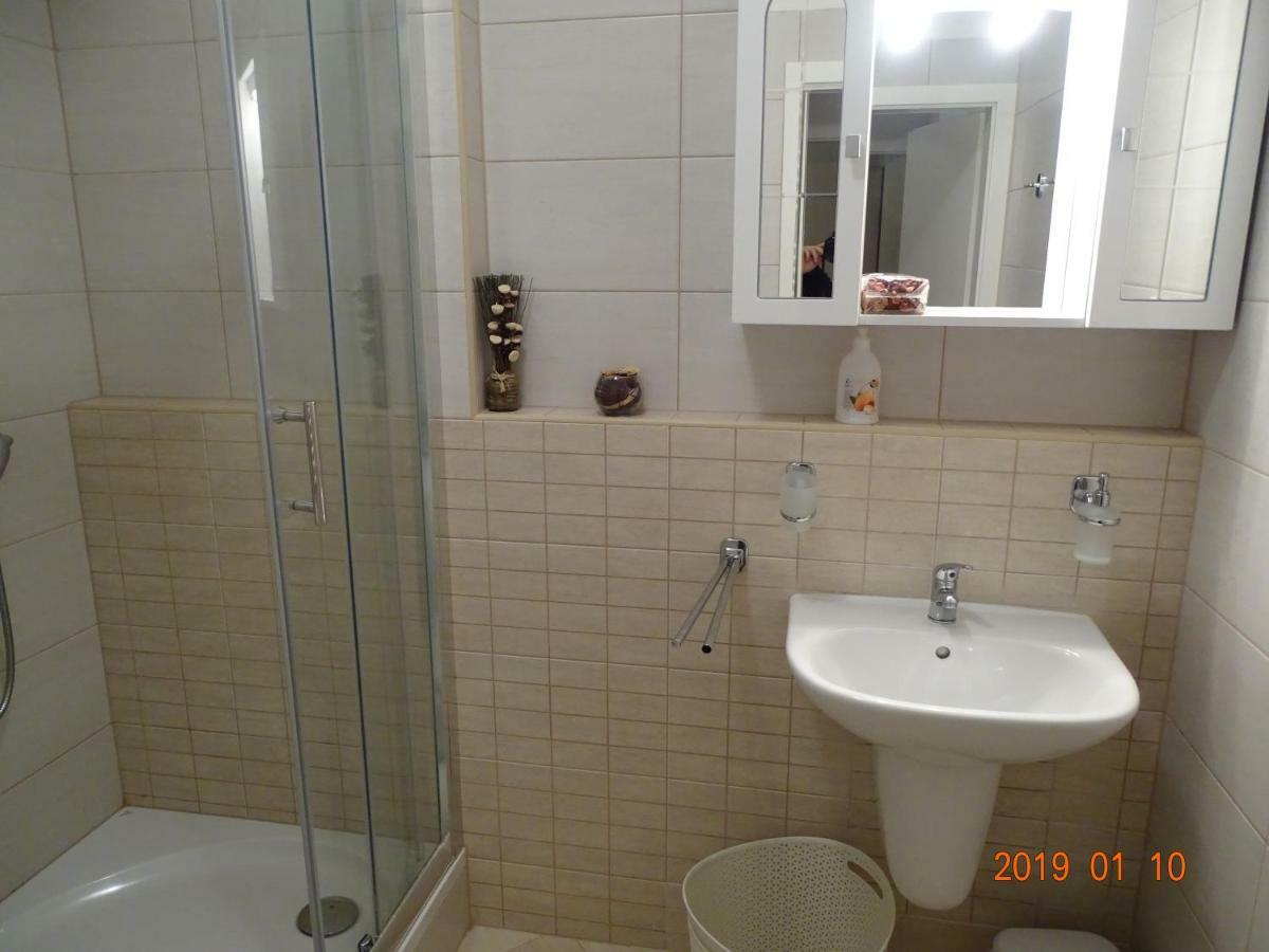 Galeriusbeach Deluxe Apartment Siofok Bagian luar foto